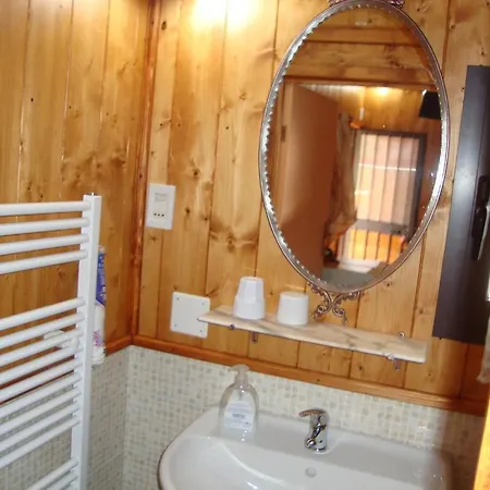 לינה וארוחת בוקר La Casetta Dei Sogni D'oro קסטלאנה גרוטה